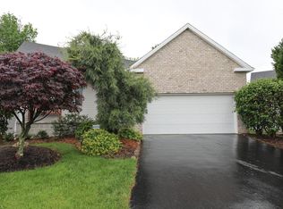 818 Woodfield Ct UNIT 818, Youngstown, OH