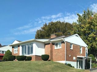 1703 E Main St, Lebanon, VA 24266