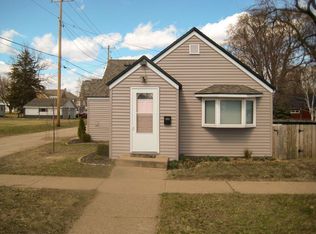 309 E Webster St, Prairie Du Chien, WI 53821