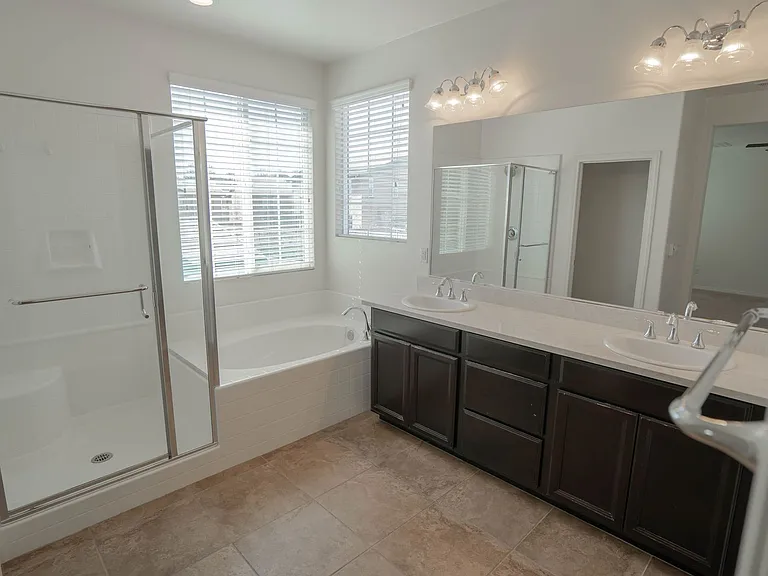 28341 Vista Del Rio Dr — Photo 17