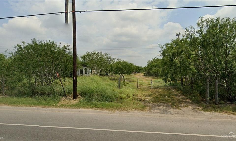 2nd image of 2907 E Monte Cristo Rd