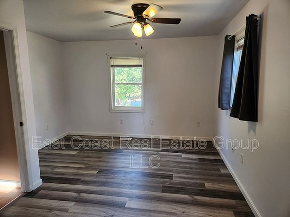 4th image of 39 Park Dr