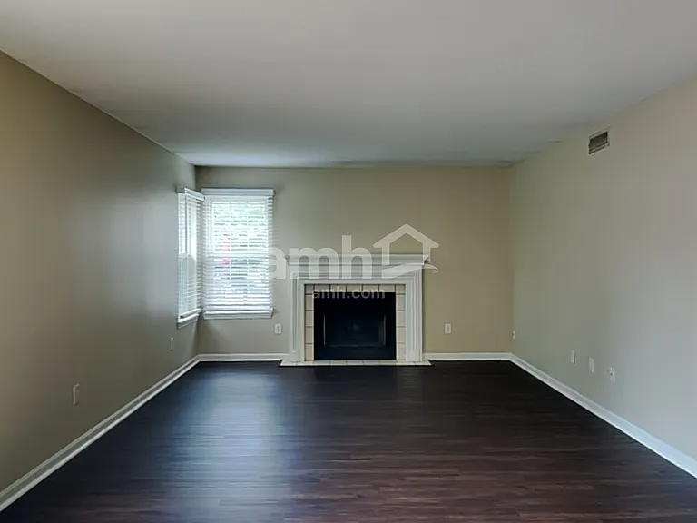 13943 Wakefield Pl — Photo 6