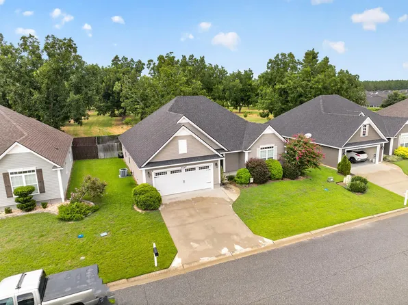4247 Nelson Hill Pl, Hahira, GA 31632