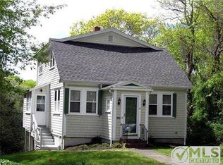 48 Hamlin Ave, Falmouth, MA 02540