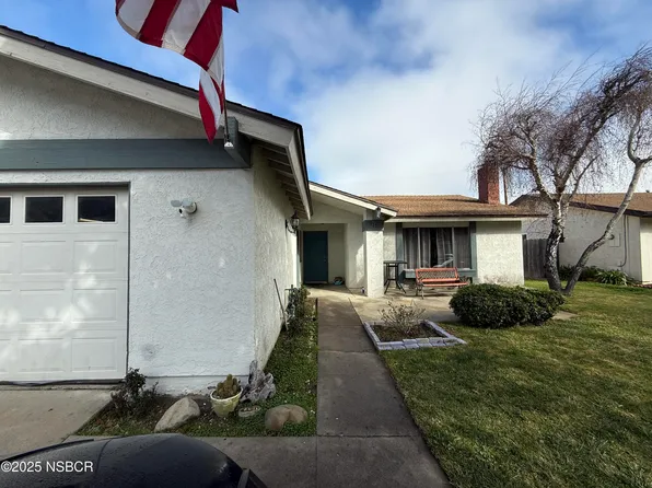 917 W Fir Ave, Lompoc, CA 93436