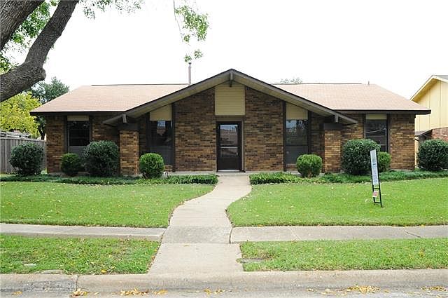 1st image of 3417 Aquarius Cir