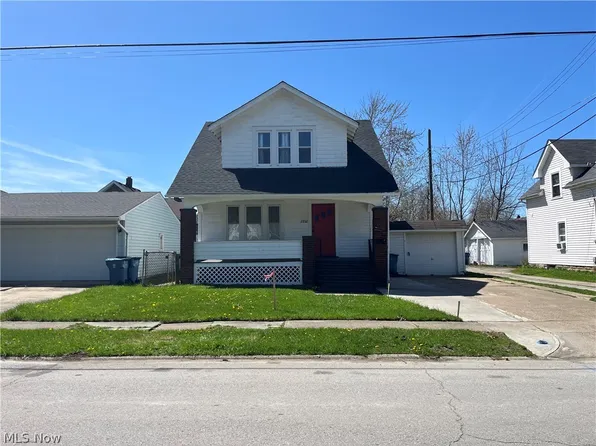 2732 Lexington Ave, Lorain, OH 44055