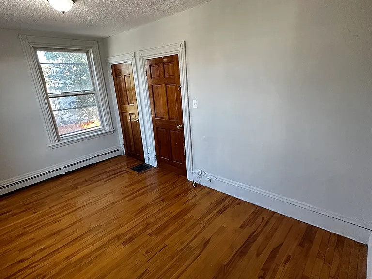 29 E Cottage St #2 — Photo 7