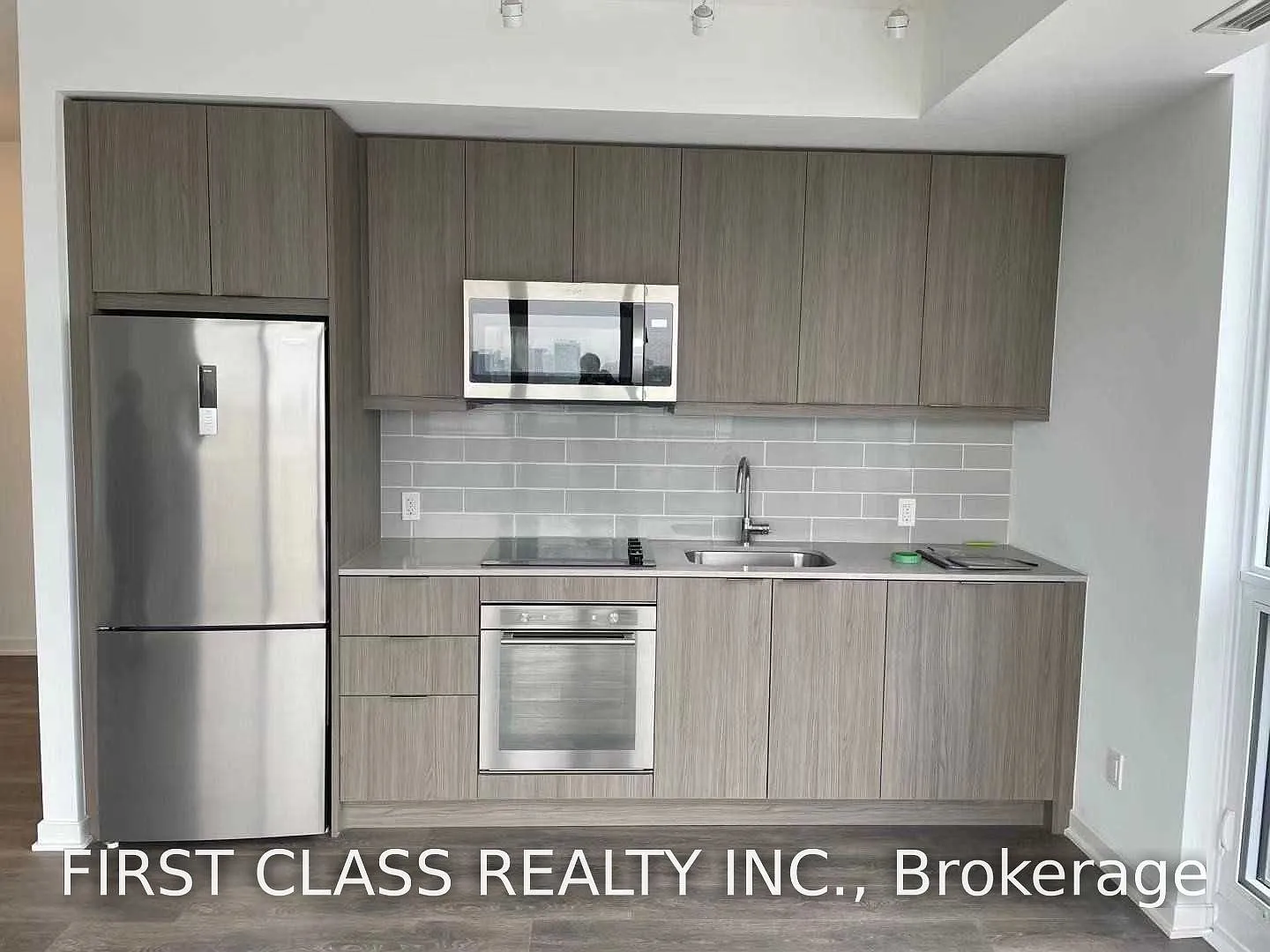 3 bed, $3,200 — Photo 4