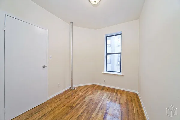 Rented by Halstead Real Estate | media 4