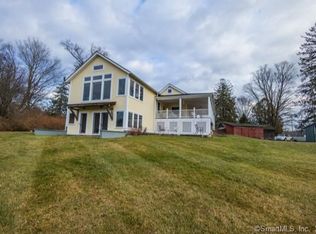 12 Lovers Ln, Sharon, CT 06069