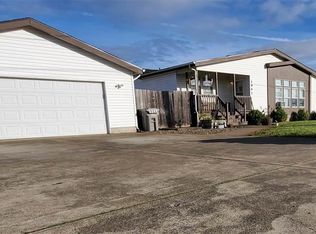 1941 S 12th St, Lebanon, OR 97355