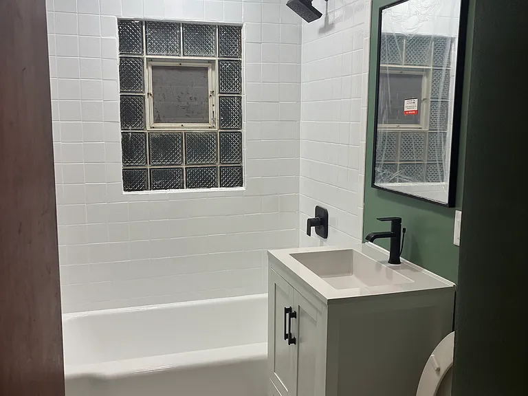8736 S 51st Ave — Photo 4
