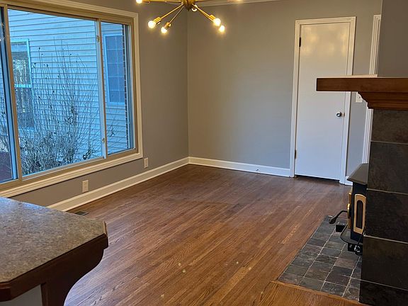 Kitchen/family room