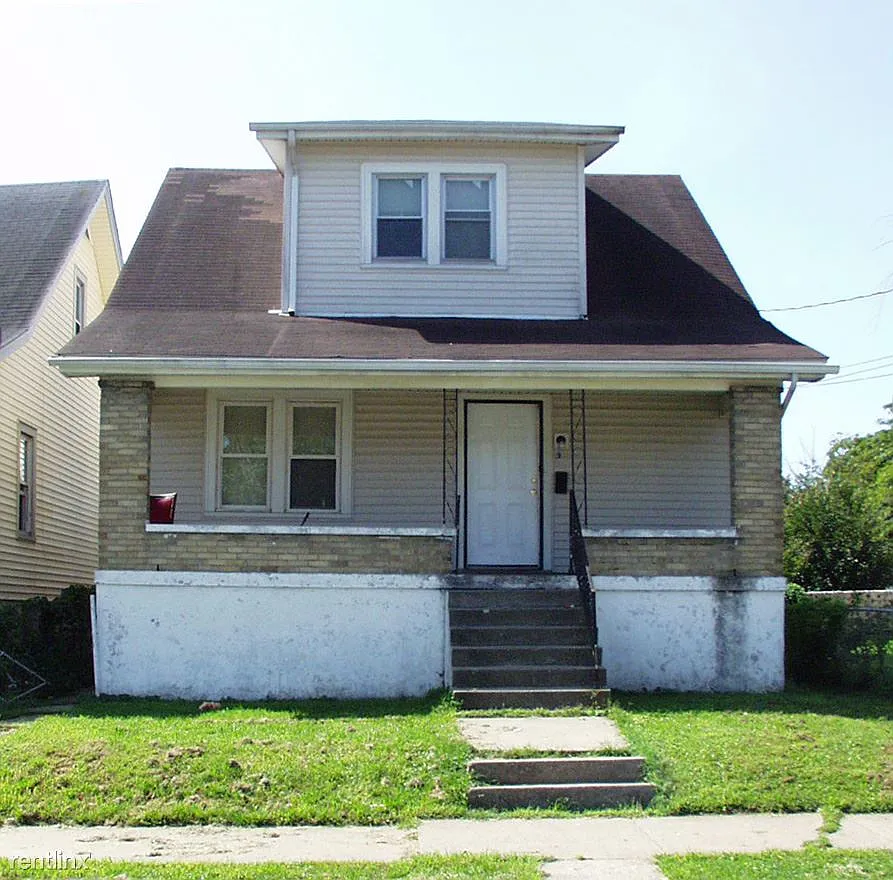 520 Dresden Ave photo 1