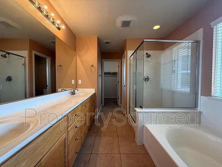 1688 Gathering Ln — Photo 31