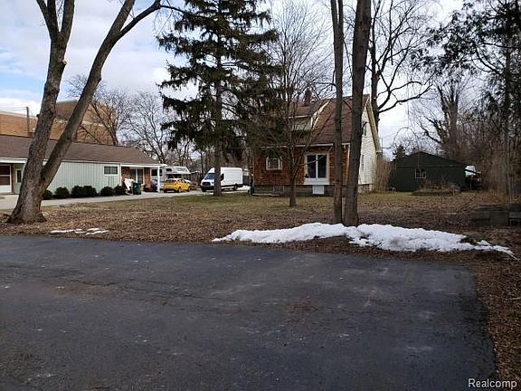 4th image of 518 N West St