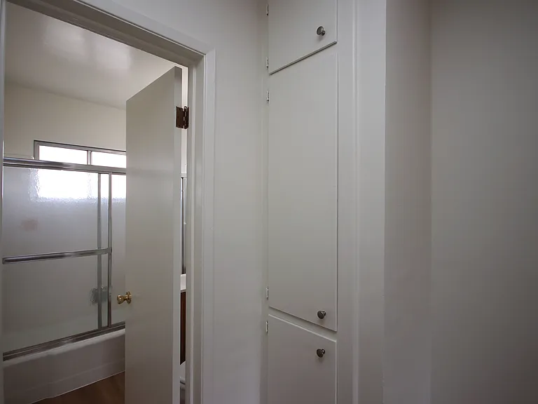 18 S Marguerita Ave #15 — Photo 9