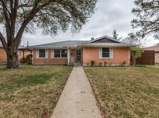 2223 Babalos Ln, Dallas, TX