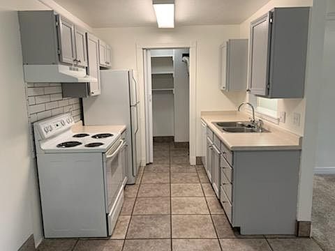 3rd image of 4186 S Oak Meadows Dr APT 31