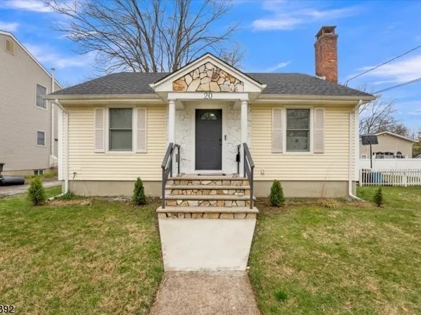 20 Durham St, Pompton Lakes Boro, NJ 07442