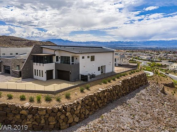 5th image of 2172 Skyline Heights Ln