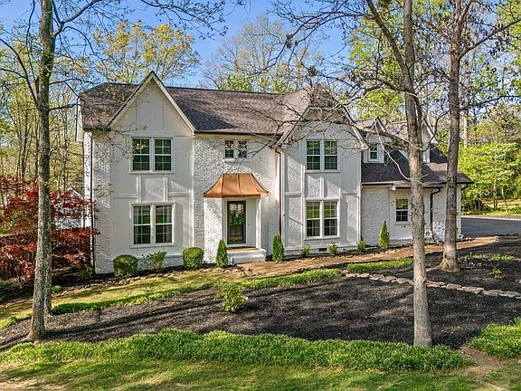 2nd image of 32 Cool Springs Rd