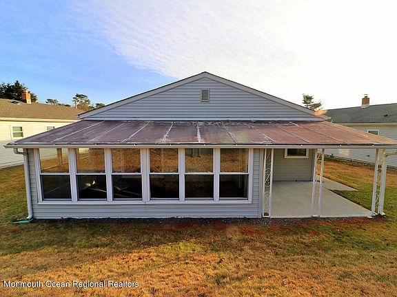 5th image of 14 Lismore Dr