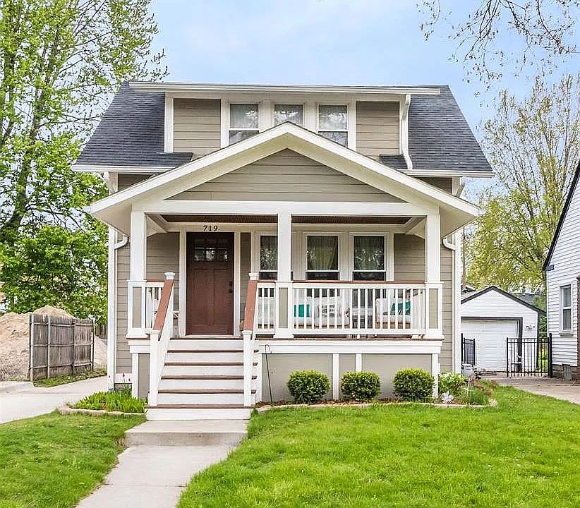 1st image of 719 Forest Ave