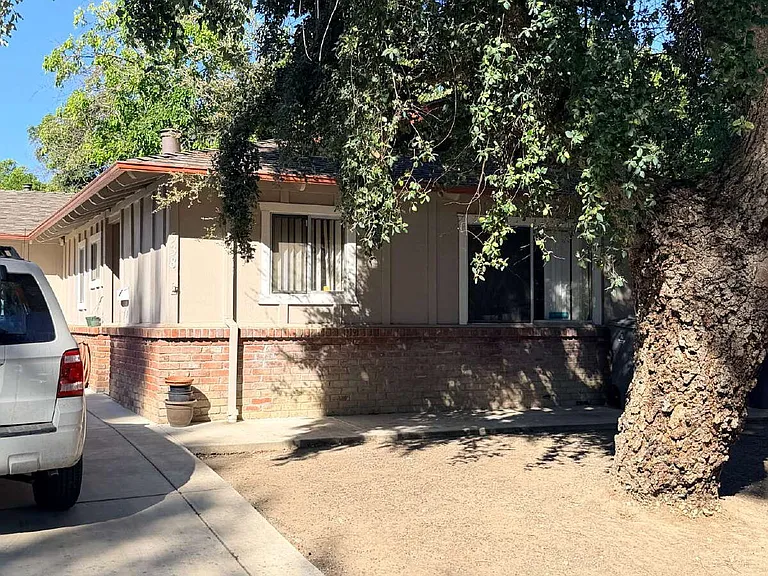 538 Scripps Dr — Photo 8