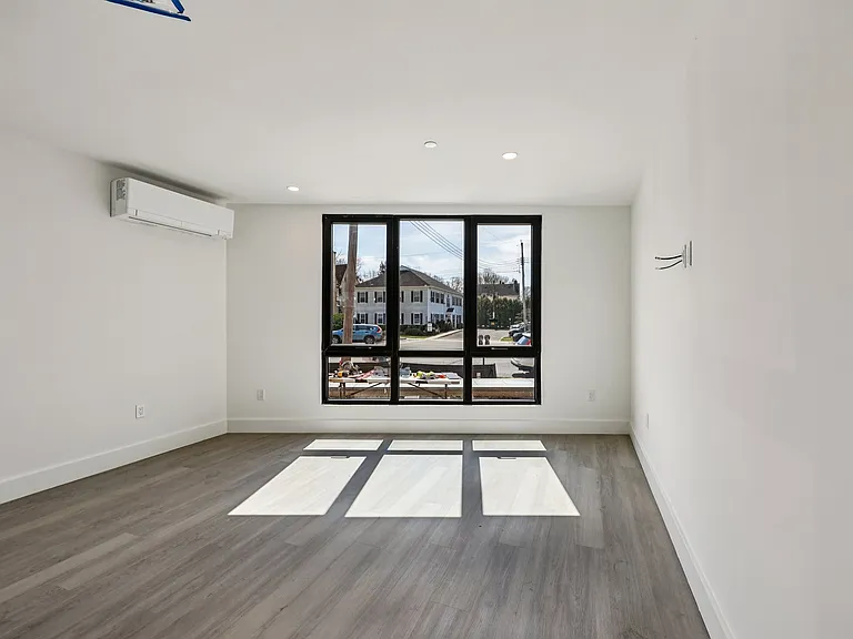 325 Manville Rd #201 — Photo 9