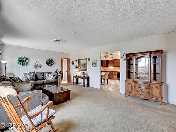 4th image of 8053 Red Barn Dr