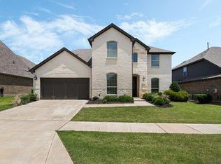 7020 Cross Point Ln, Aubrey, TX 76227