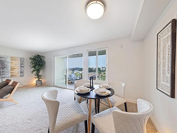 4th image of 701 122nd Ave NE APT 305