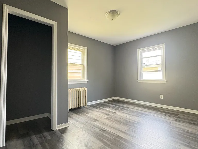 329 Ashton Ave #L2 — Photo 5