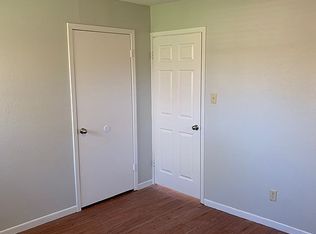 402 N Fairway St, Fairfield, TX 75840
