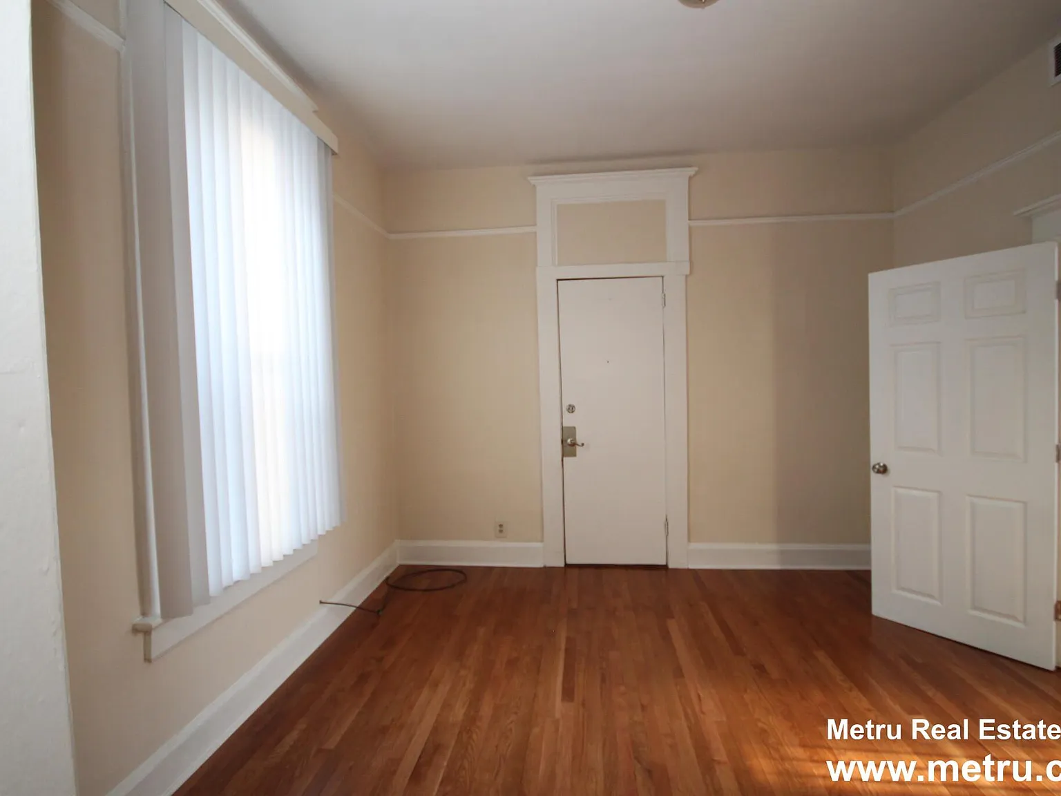 2346 W McLean Ave — Photo 4