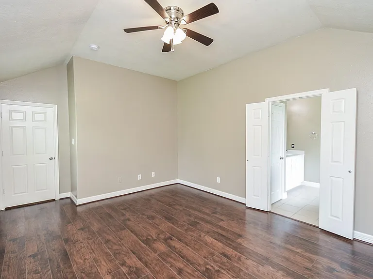 15975 Cottage Ivy Cir — Photo 24