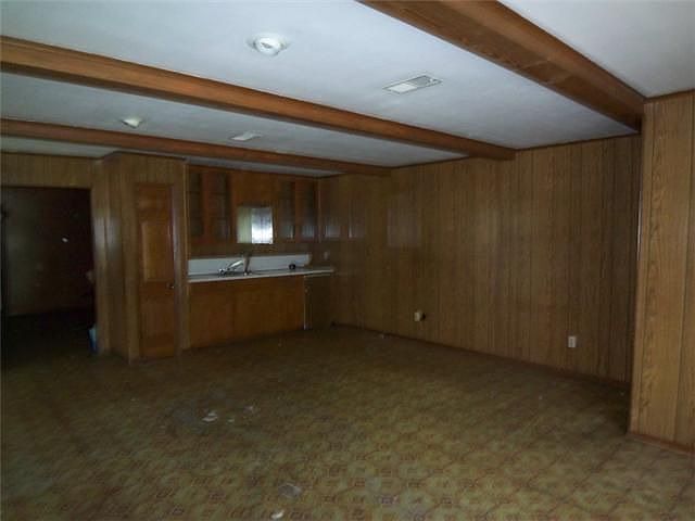 2nd image of 608 Luther St