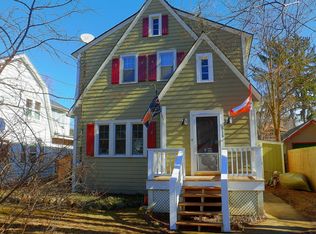 515 Bethesda Ct, Waukesha, WI 53186