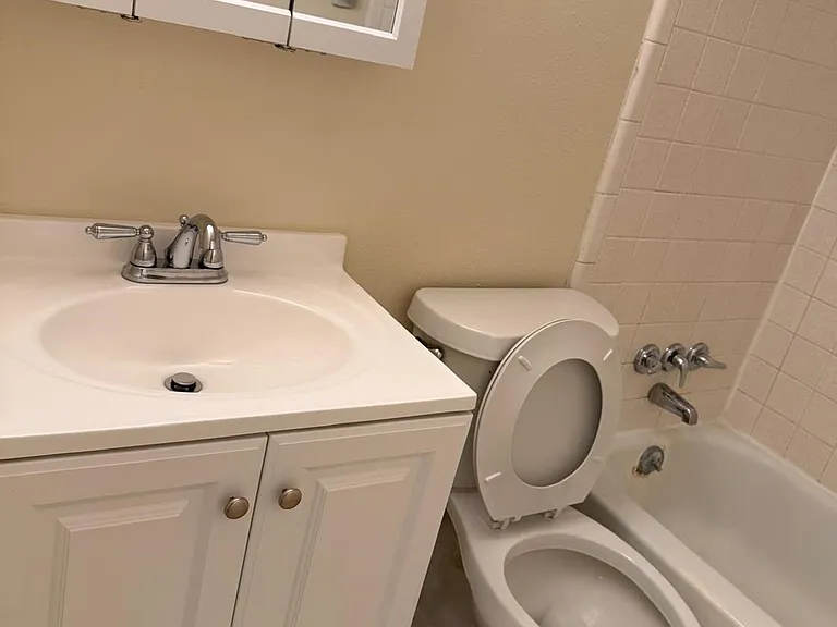 6402 Del Monte Dr #60 — Photo 18