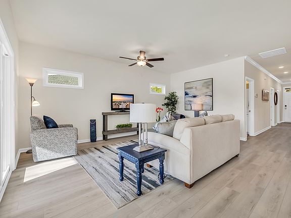 7th image of this home