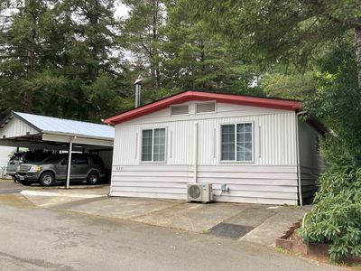 630 Village Pines Dr, Coos Bay, OR, 97420