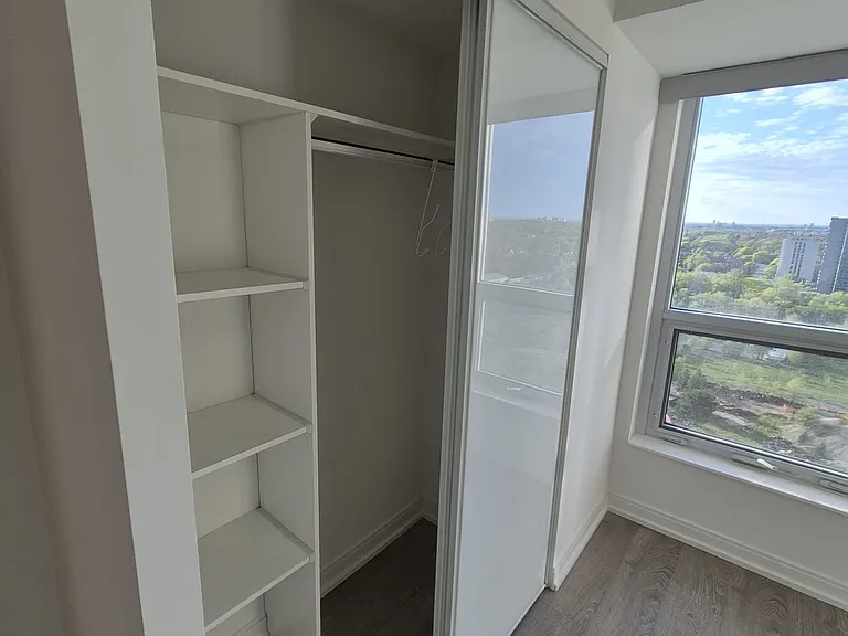 275 Village Green Sq #1820 — Photo 16