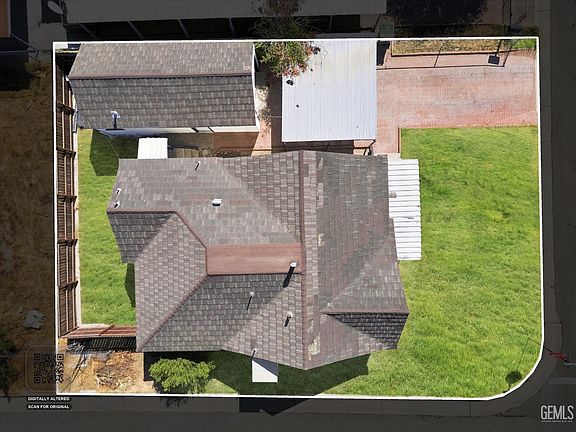 3rd image of 114 Woodrow St