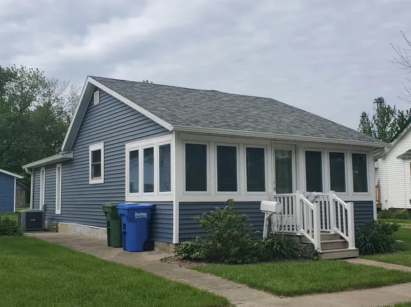 415 2nd Ave W, Cresco, IA 52136