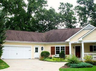 4546 Oak Arbor Dr NE, Grand Rapids, MI 49525