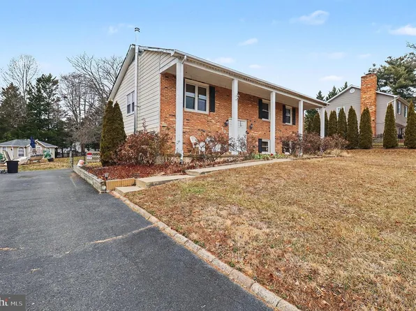 121 Shenandoah Ln, Stafford, VA 22554