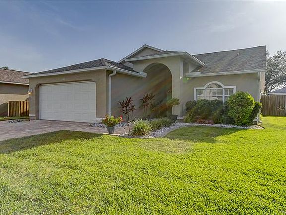 3rd image of 11301 Clayridge Dr
